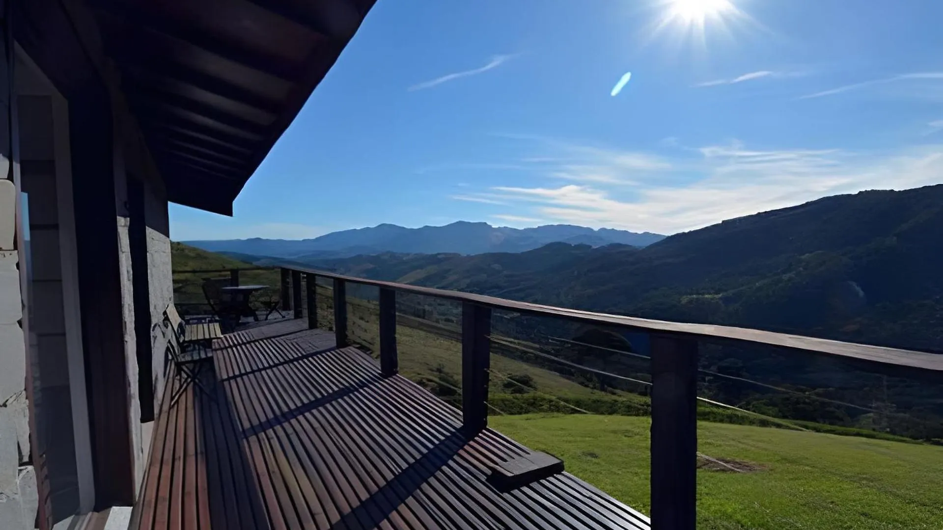 Casa De Pedra, Charme E Conforto Campos do Jordao 0*,