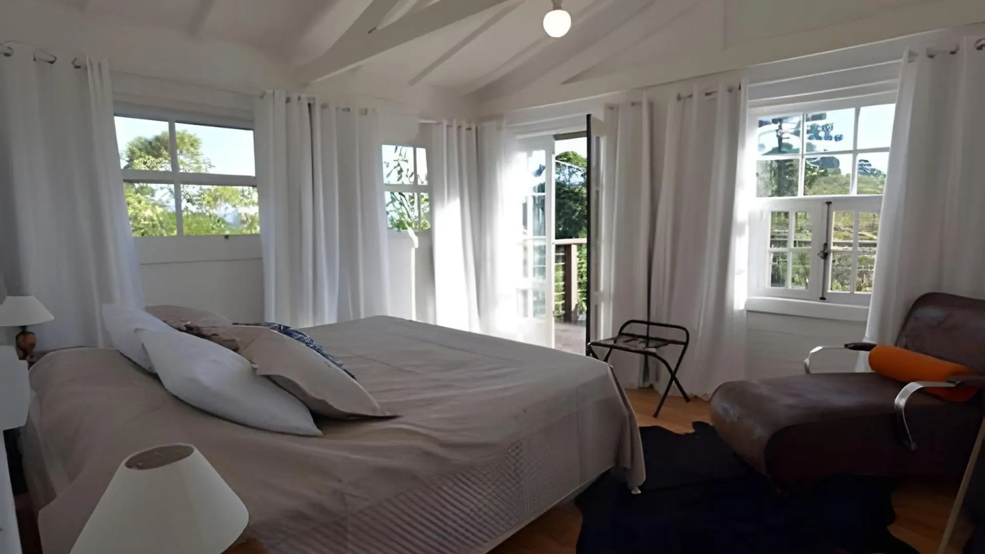 Casa De Pedra, Charme E Conforto Campos do Jordao