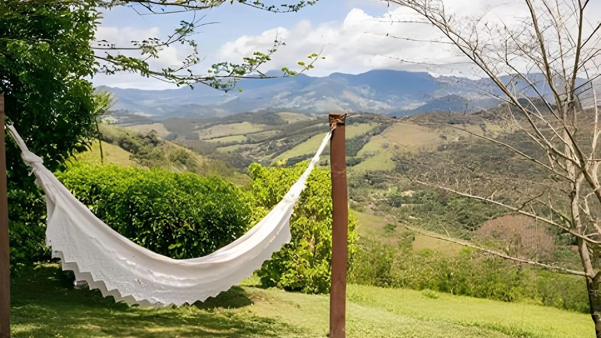 Casa De Pedra, Charme E Conforto Campos do Jordao 0*,